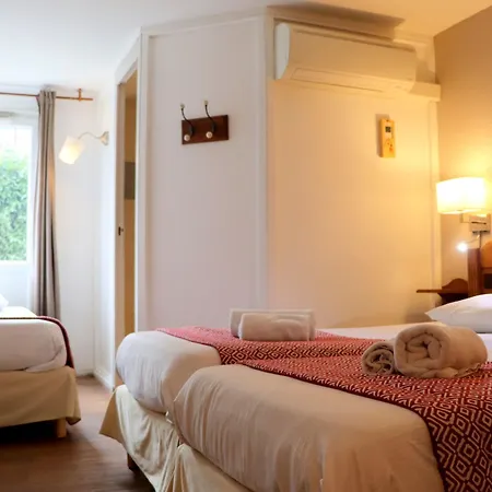 Hotel The Originals Annemasse Sud - Porte De Geneve