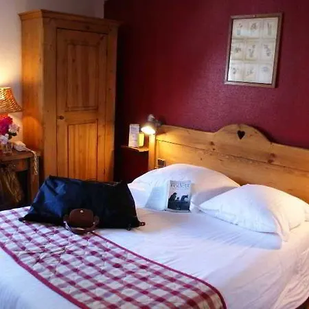 Hotel The Originals Annemasse Sud - Porte De Geneve