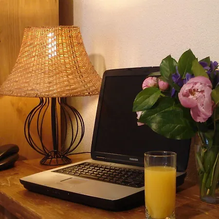 Hotel The Originals Annemasse Sud - Porte De Geneve Gaillard