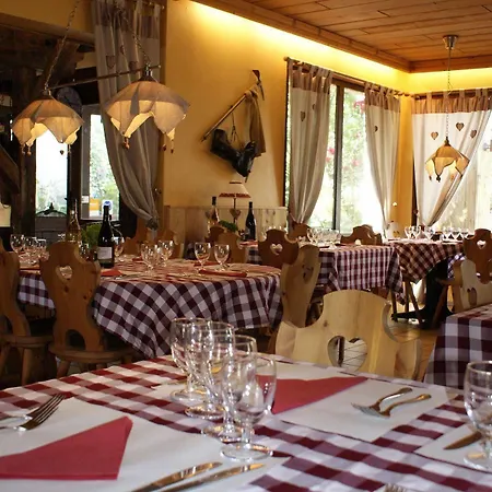 Hotel The Originals Annemasse Sud - Porte De Geneve Gaillard