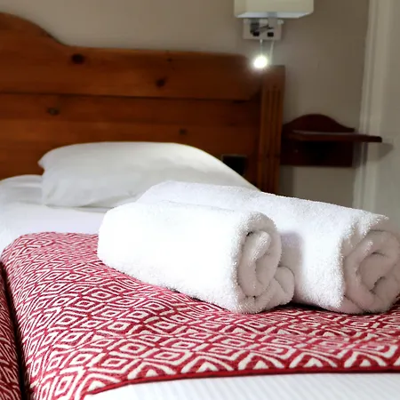 Hotel The Originals Annemasse Sud - Porte De Geneve