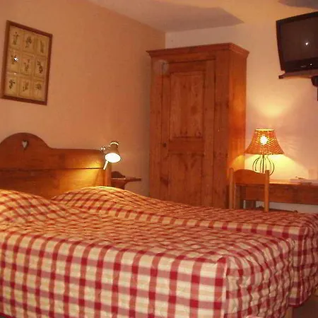 Hotel The Originals Annemasse Sud - Porte De Geneve Gaillard
